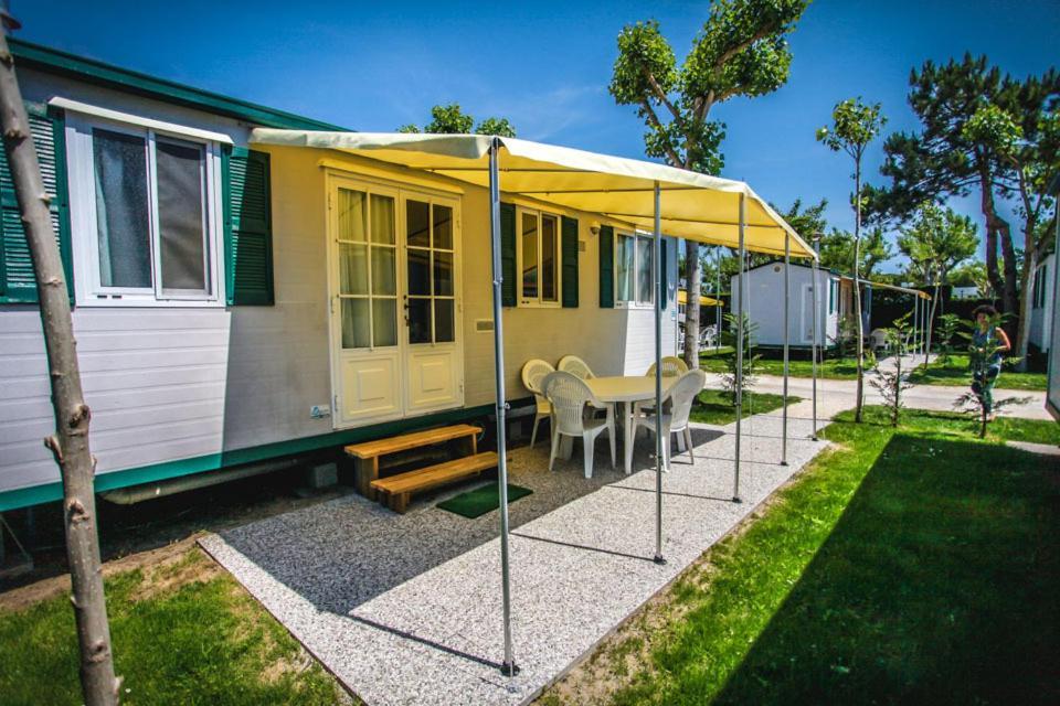 Camping Parco Capraro Лидо ди Йезоло Стая снимка