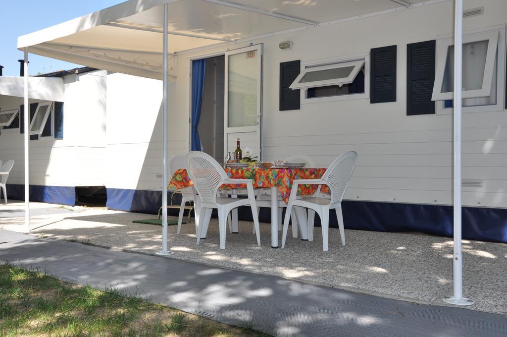 Camping Parco Capraro Лидо ди Йезоло Стая снимка